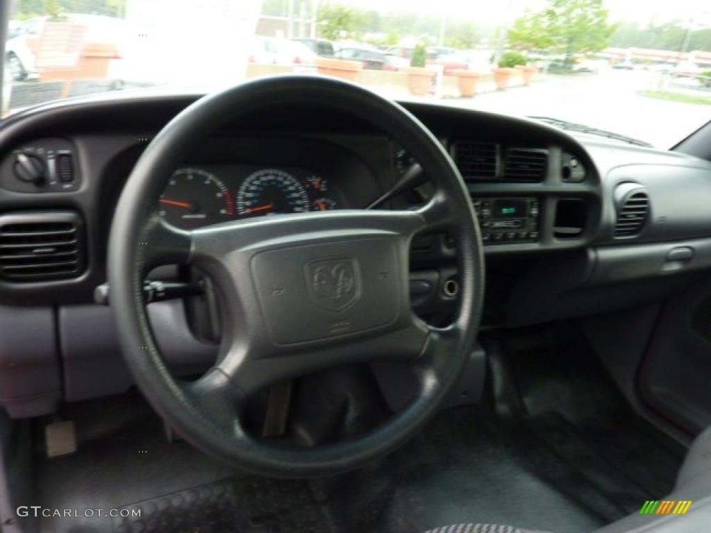 2001 Ram 1500 ST Regular Cab - Flame Red / Agate photo #10