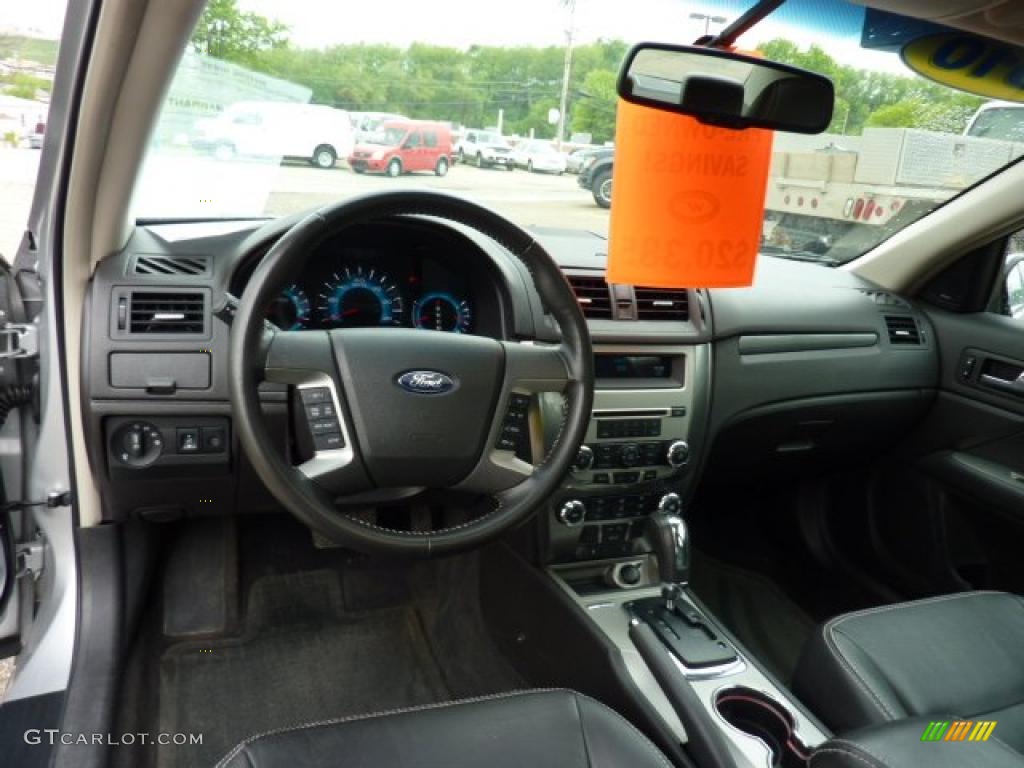 2010 Fusion SEL V6 - Brilliant Silver Metallic / Charcoal Black photo #12