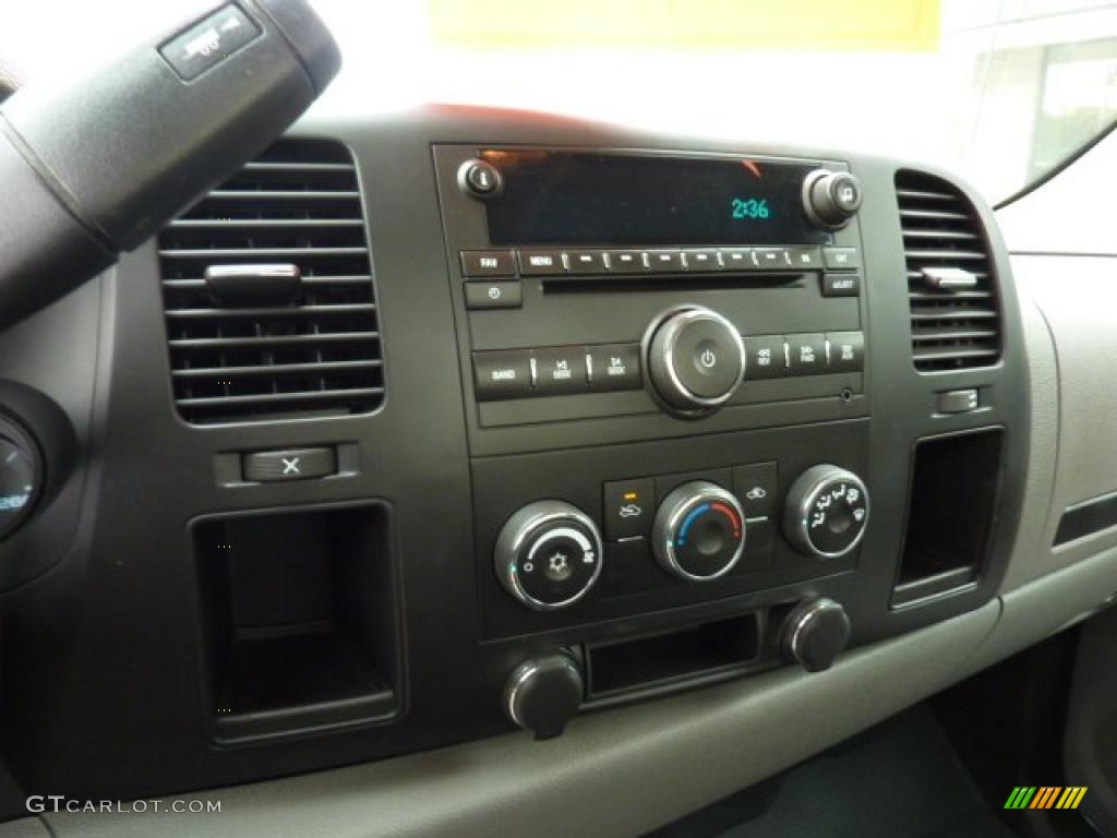 2008 Sierra 1500 Regular Cab 4x4 - Stealth Gray Metallic / Dark Titanium photo #18