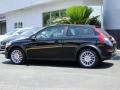Black Sapphire Metallic - C30 T5 Photo No. 9