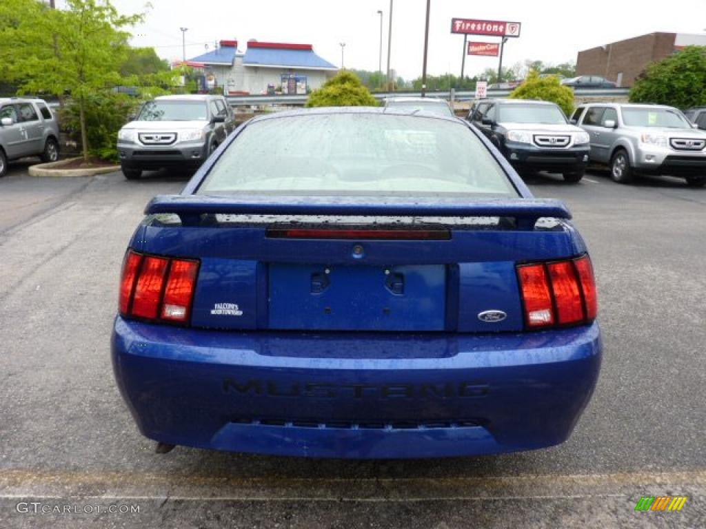 2004 Mustang V6 Coupe - Sonic Blue Metallic / Medium Parchment photo #3