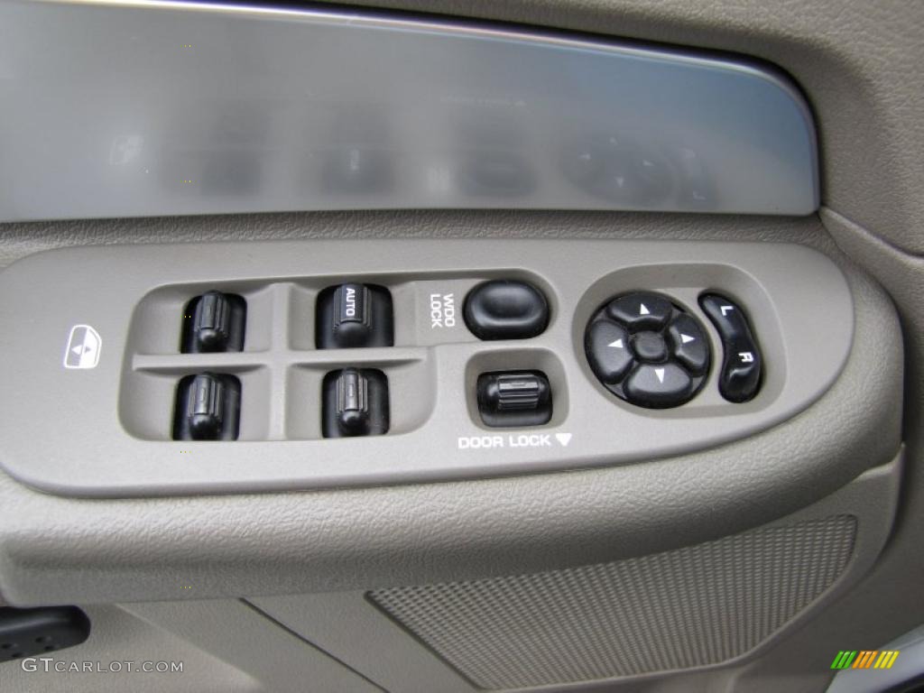 2008 Ram 3500 Big Horn Edition Quad Cab 4x4 Dually - Bright White / Medium Slate Gray photo #15