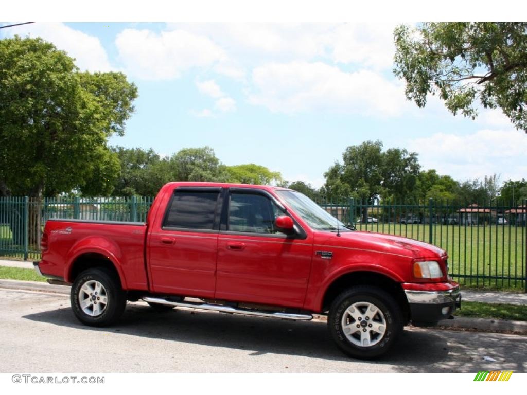 2002 F150 Lariat SuperCrew 4x4 - Bright Red / Medium Parchment photo #11