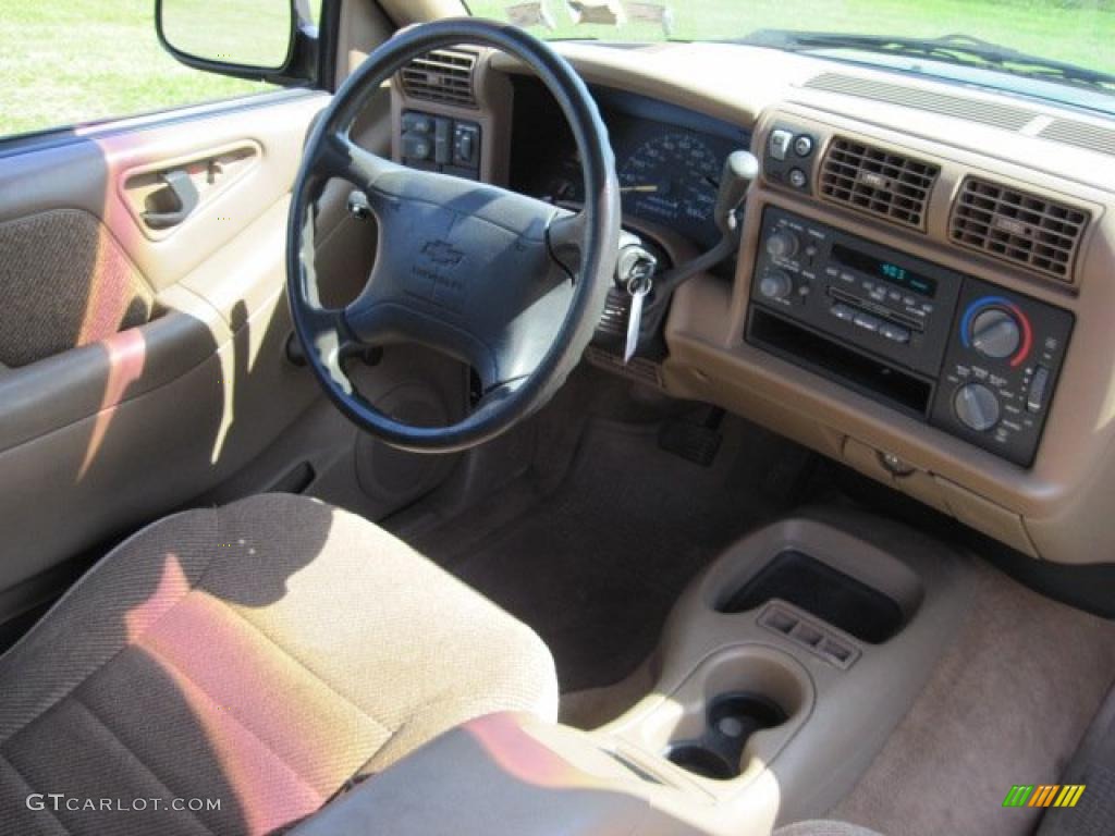 1995 S10 LS Extended Cab 4x4 - Bright Teal Metallic / Tan photo #13