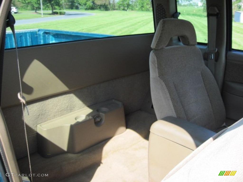 1995 S10 LS Extended Cab 4x4 - Bright Teal Metallic / Tan photo #14