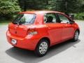 Absolutely Red - Yaris 5 Door Liftback Photo No. 3