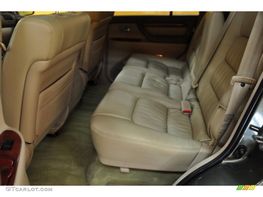 2001 LX 470 - Riverrock Green Metallic / Ivory photo #13