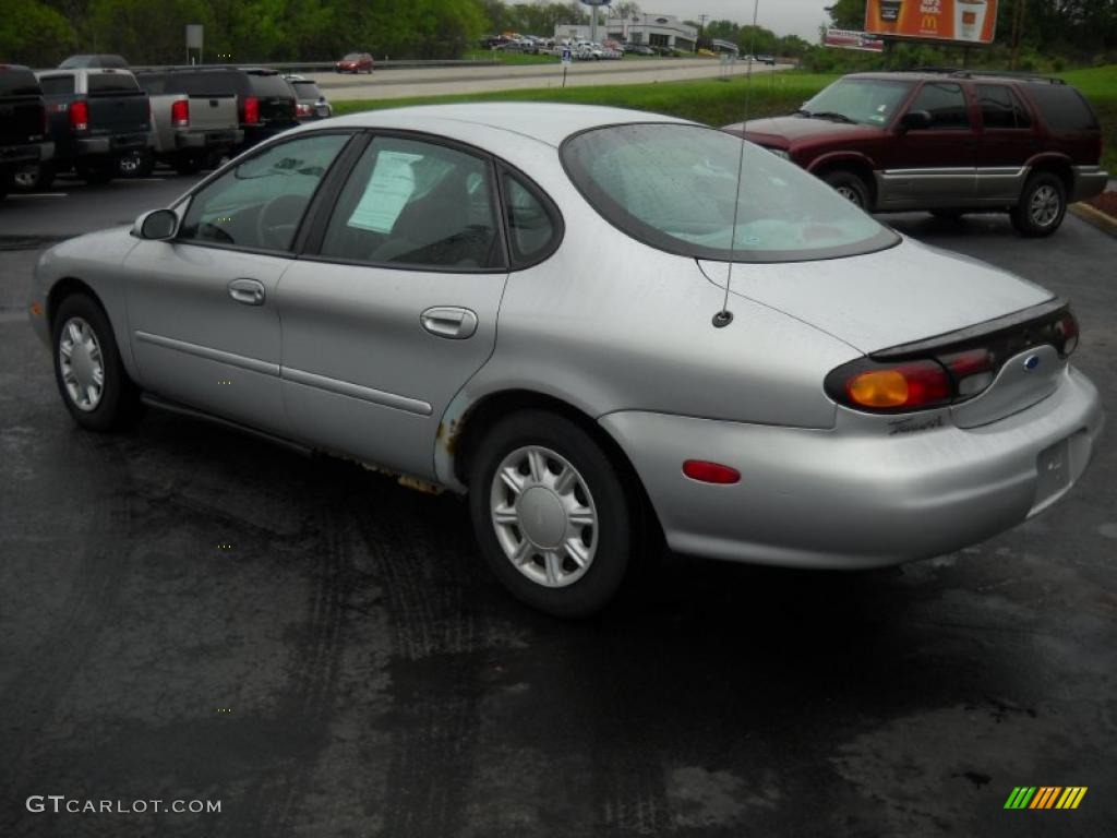 1996 Taurus GL - Silver Frost Metallic / Graphite photo #5