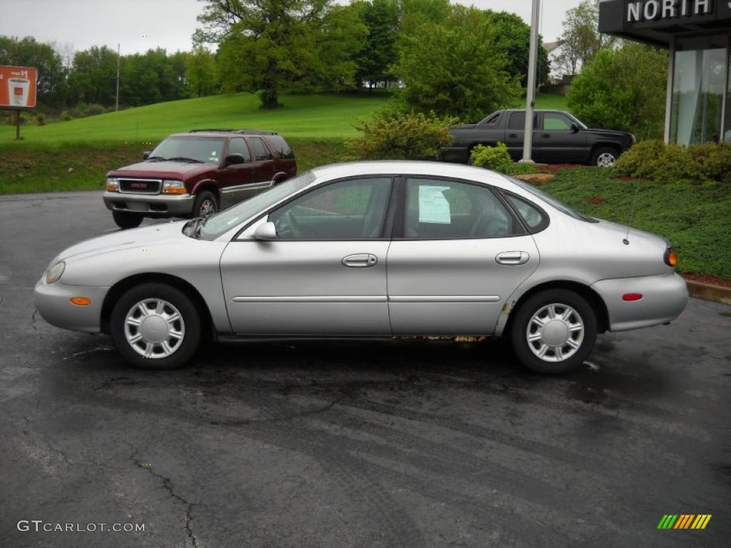 1996 Taurus GL - Silver Frost Metallic / Graphite photo #6