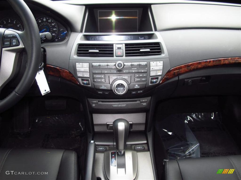 2011 Honda Accord Crosstour EX-L 4WD Controls Photo #49420345