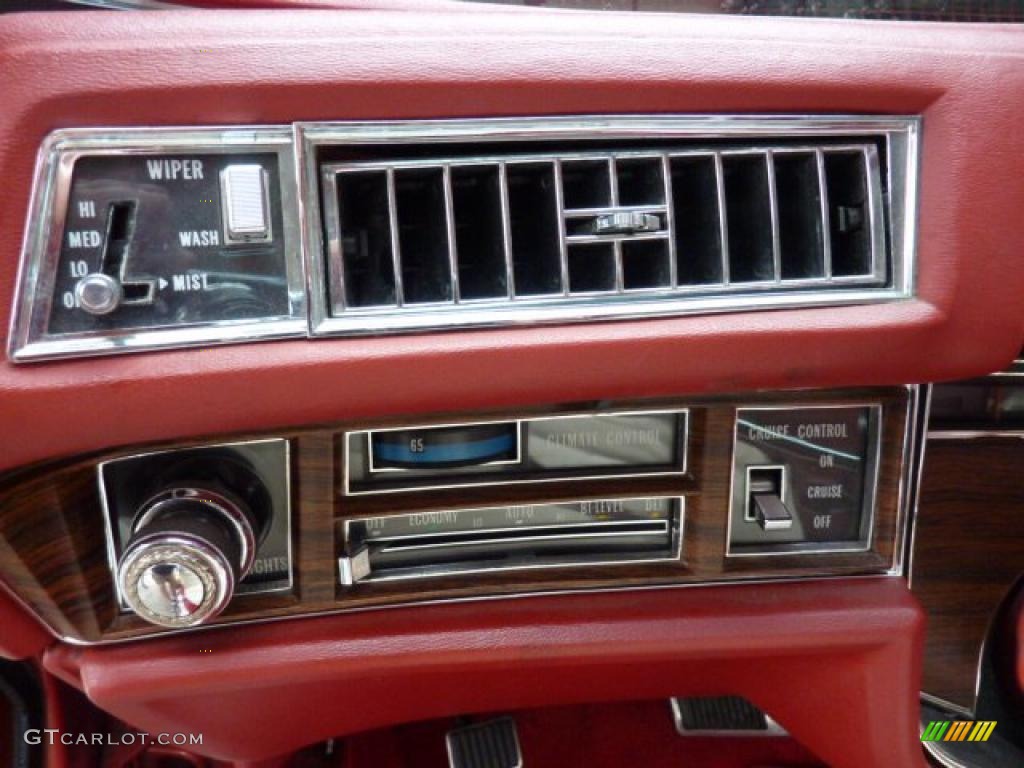 1976 Cadillac Eldorado Convertible Controls Photo #49420624