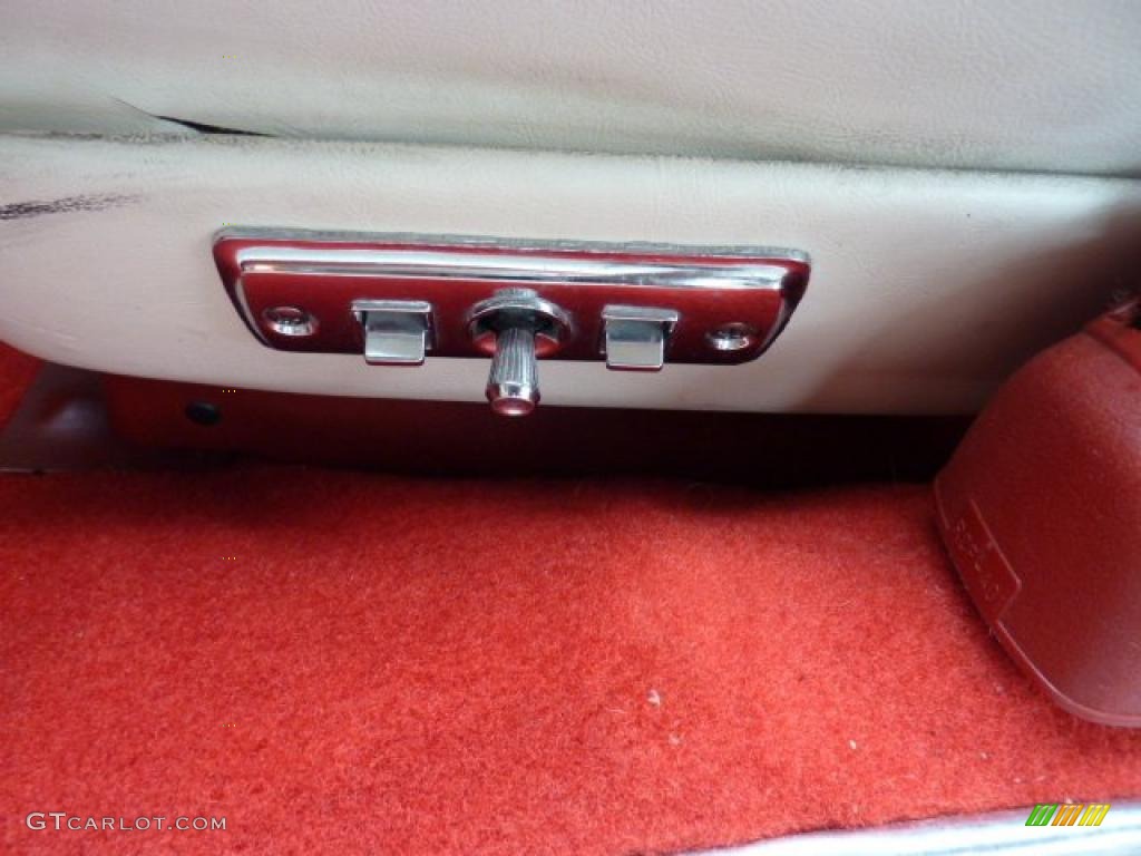 1976 Cadillac Eldorado Convertible Controls Photo #49420693
