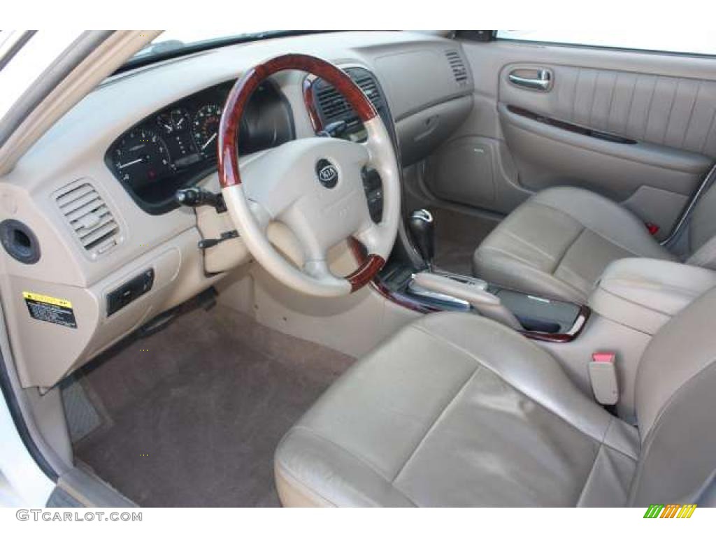 2004 Optima EX V6 - Clear White / Beige photo #16