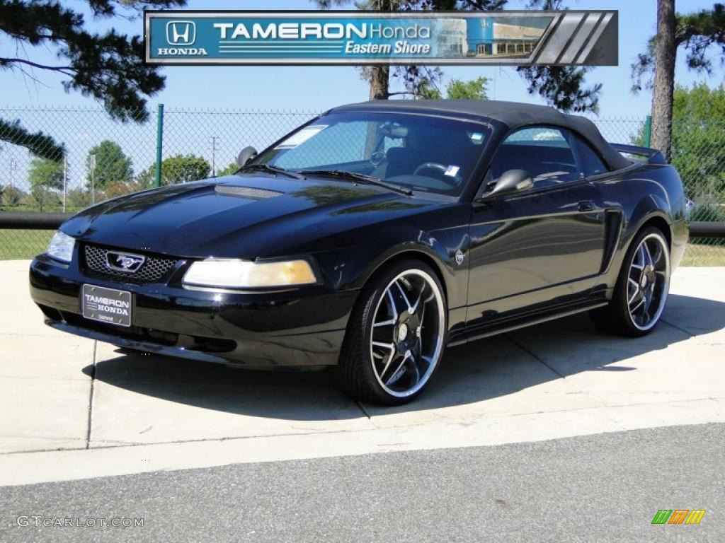 1999 Mustang V6 Convertible - Black / Dark Charcoal photo #1