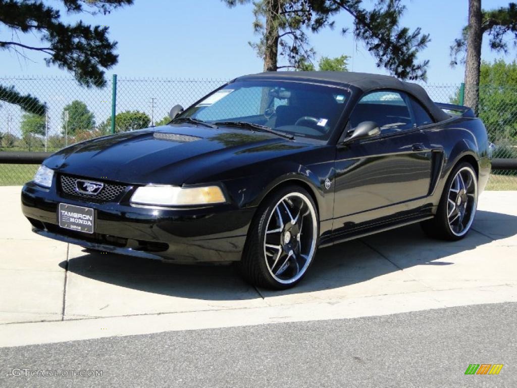 1999 Mustang V6 Convertible - Black / Dark Charcoal photo #10