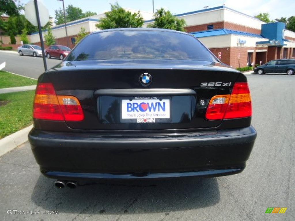 2003 3 Series 325xi Sedan - Jet Black / Sand photo #4