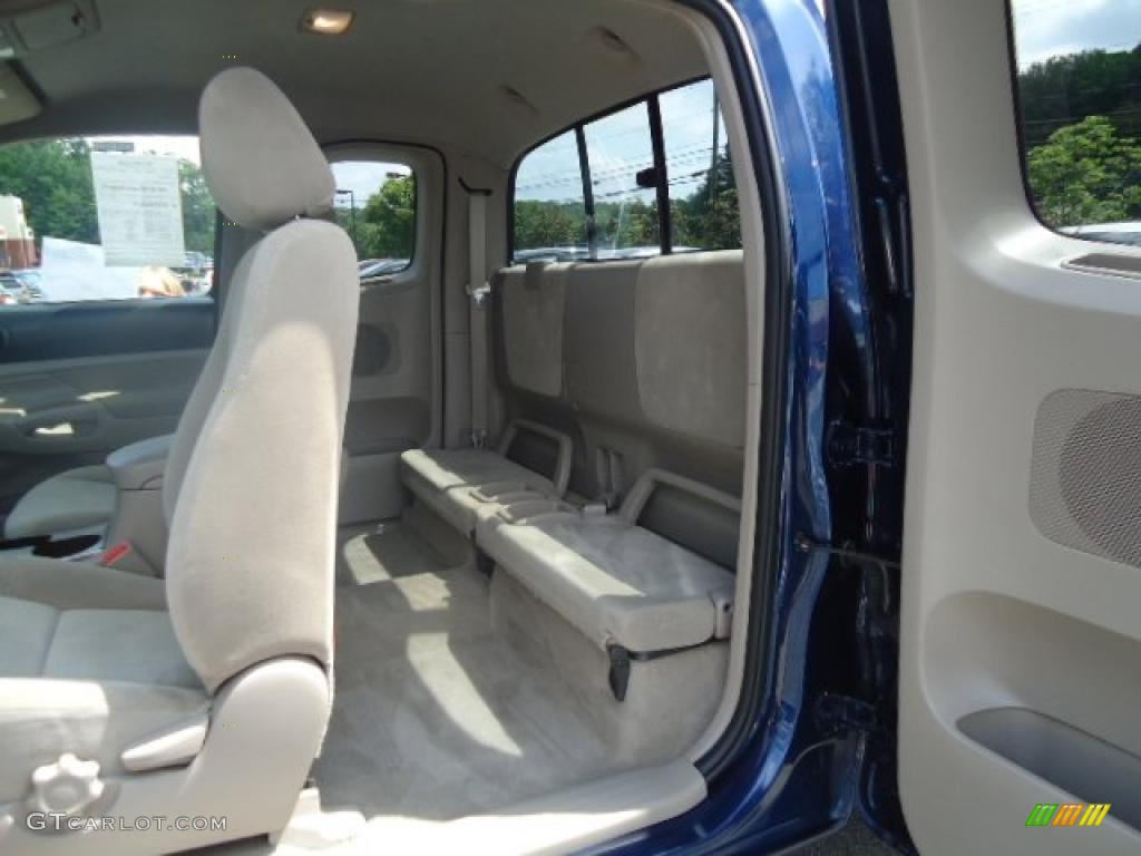Taupe Interior 2005 Toyota Tacoma Access Cab Photo #49423300
