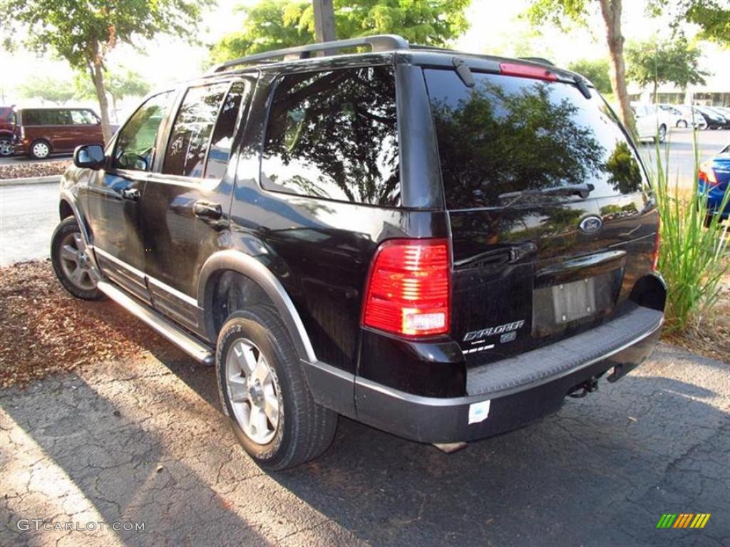 2002 Explorer XLT - Black Clearcoat / Graphite photo #3