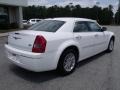 Bright White - 300 Touring Photo No. 7