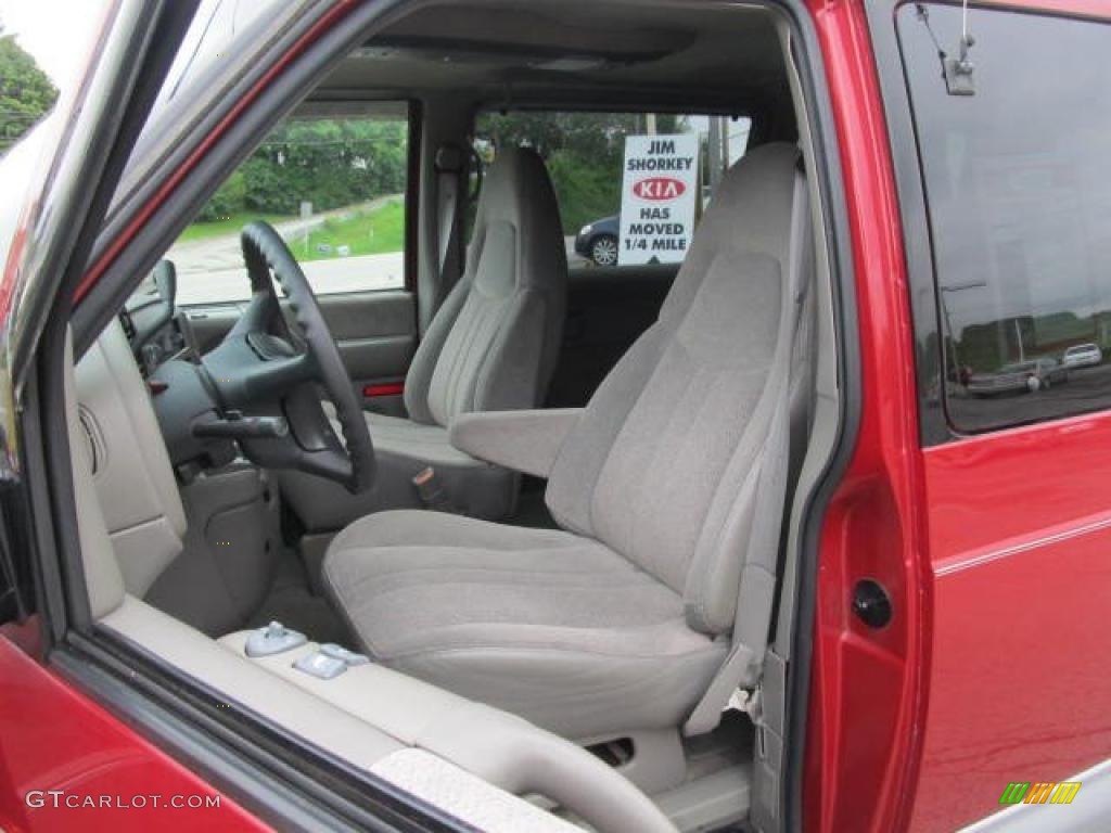 2000 Astro LS Passenger Van - Light Carmine Red Metallic / Medium Gray photo #8