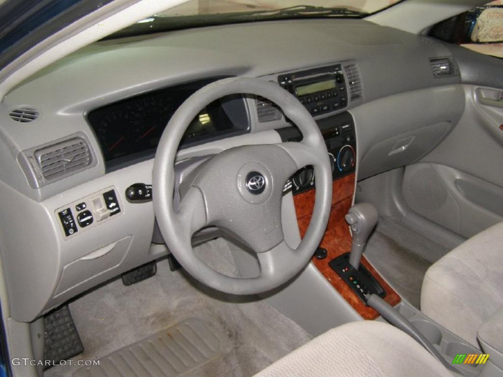 2005 Toyota Corolla LE interior Photo #49431925