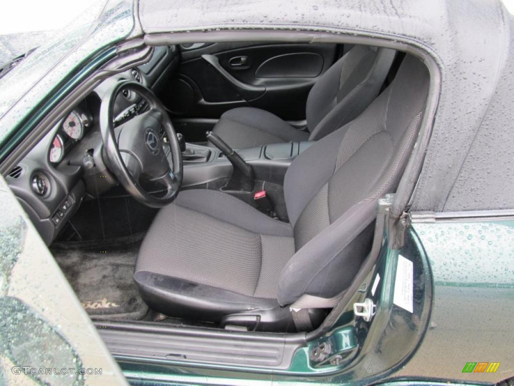 Black Interior 2002 Mazda MX-5 Miata Roadster Photo #49434781