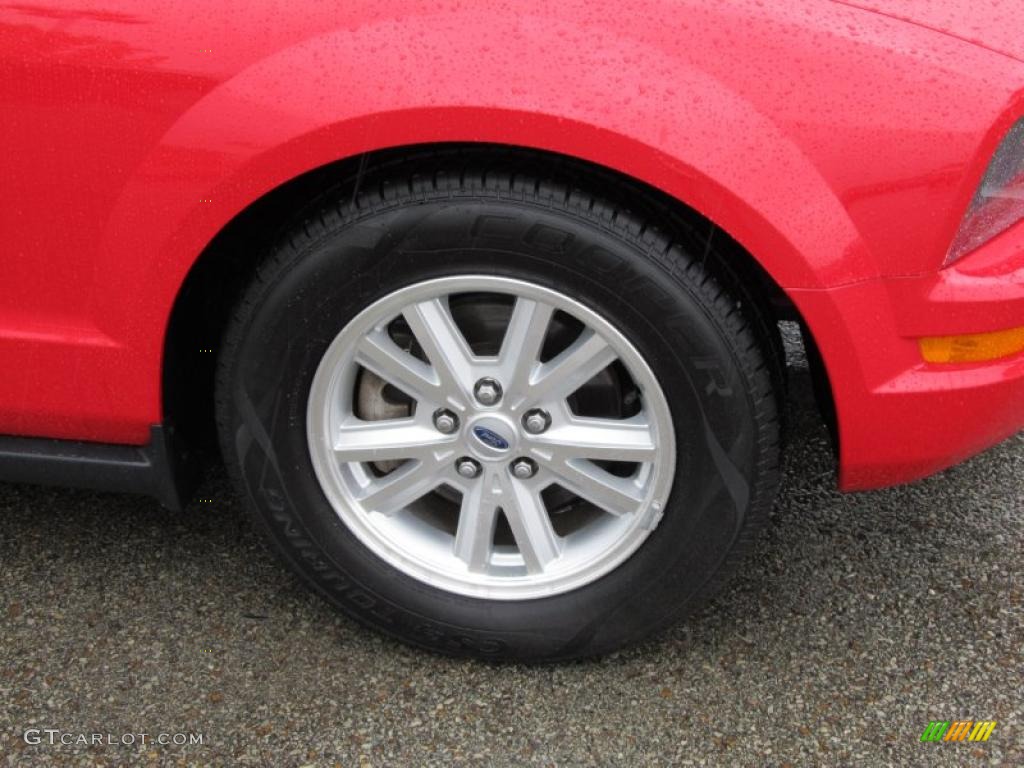 2007 Mustang V6 Deluxe Coupe - Torch Red / Dark Charcoal photo #3