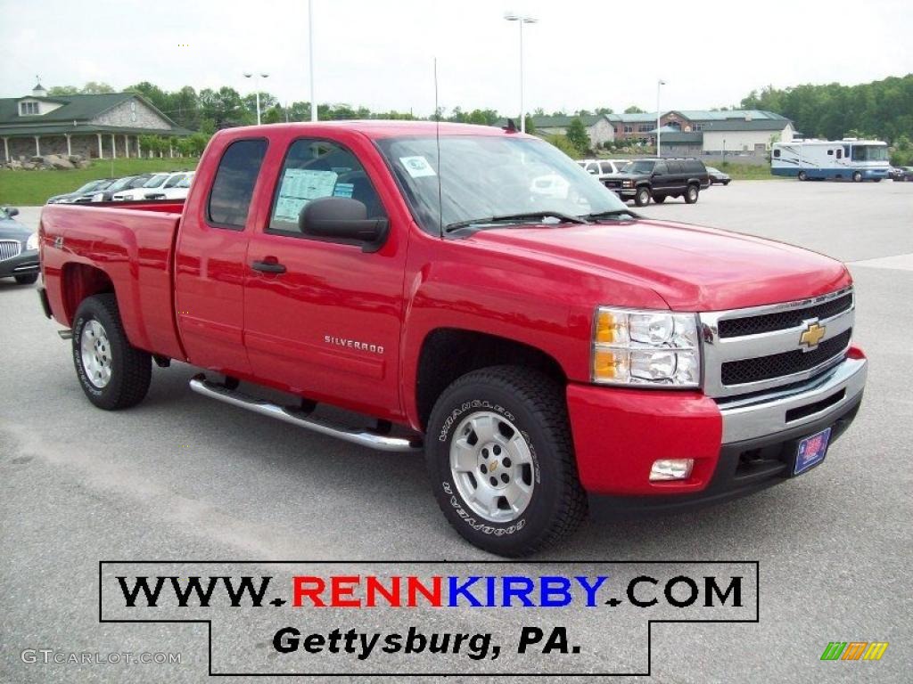 2011 Silverado 1500 LT Extended Cab 4x4 - Victory Red / Ebony photo #1