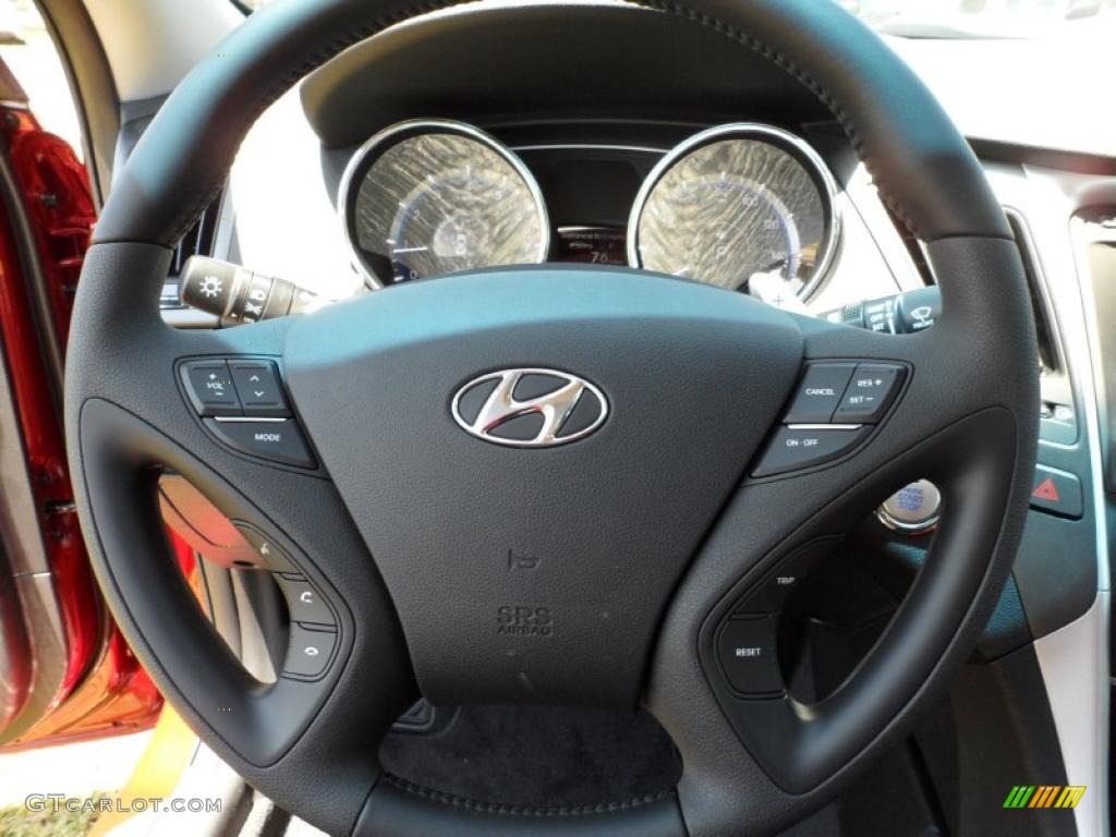 2011 Sonata SE - Venetian Red / Black photo #33