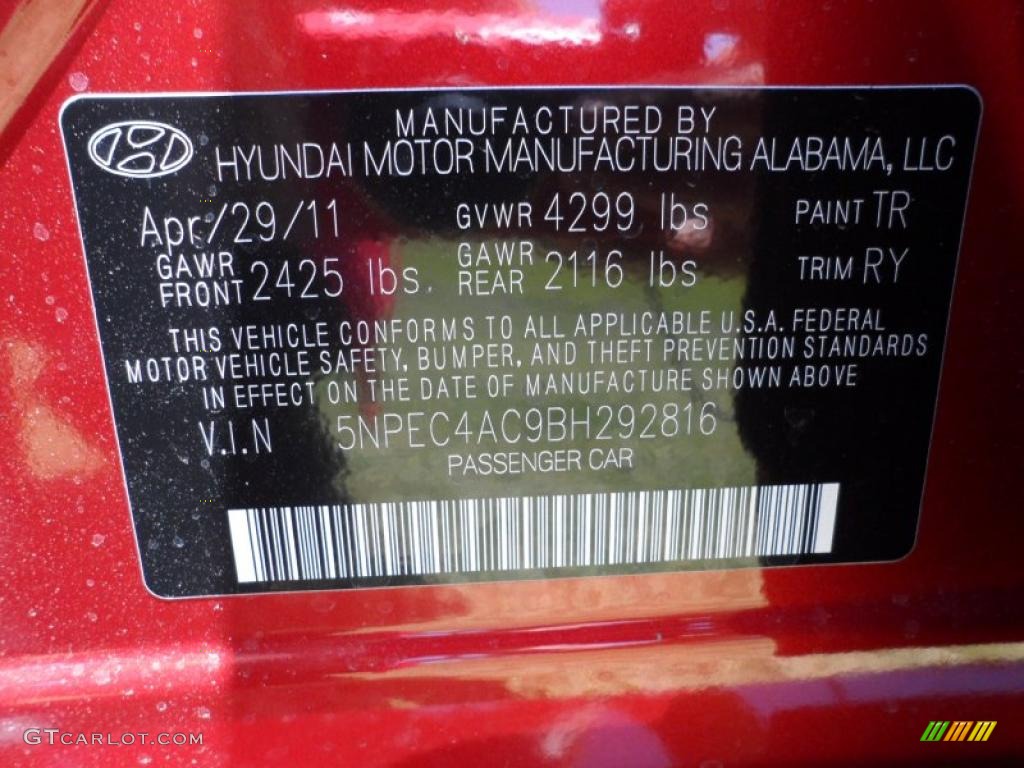 2011 Sonata SE - Venetian Red / Black photo #36