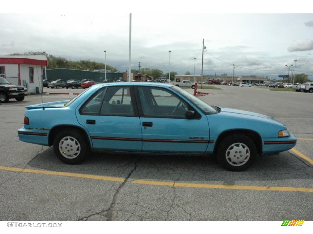 1992 Lumina Euro Sedan - Medium Maui Blue Metallic / Blue photo #12