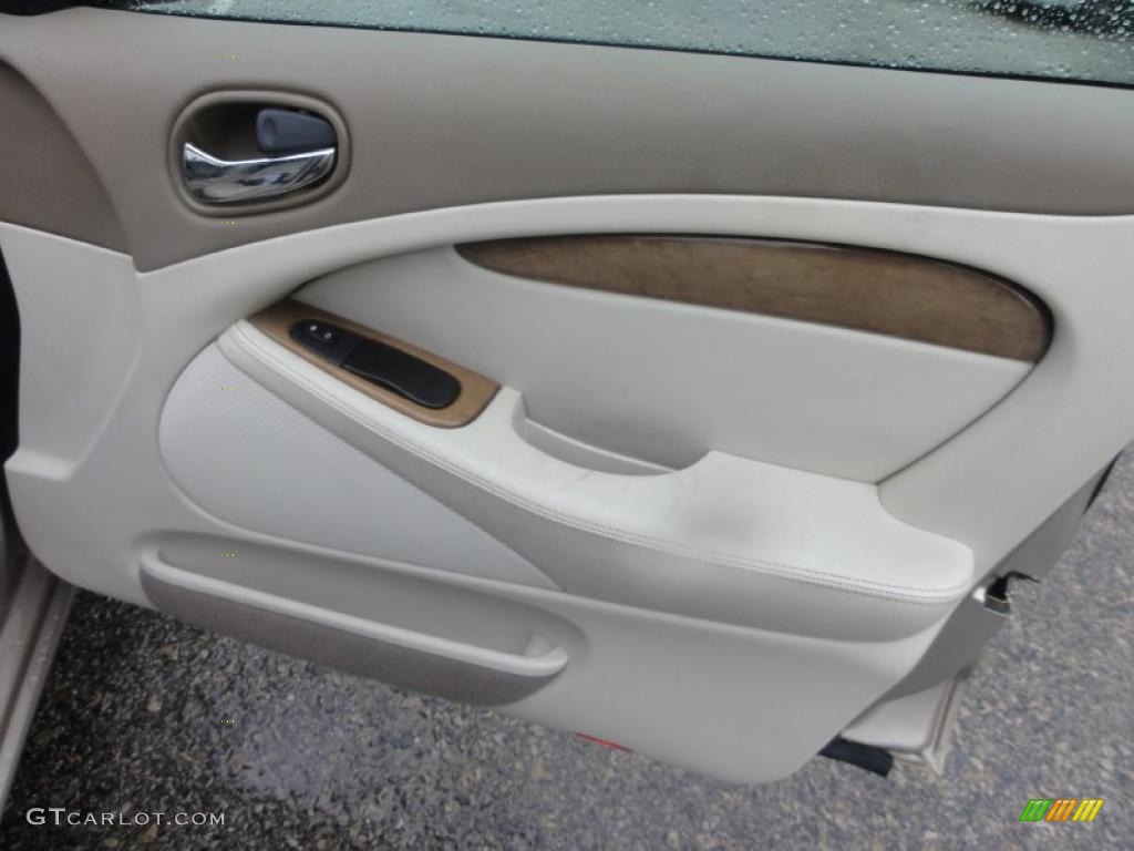2000 Jaguar S-Type 4.0 Ivory Door Panel Photo #49440961
