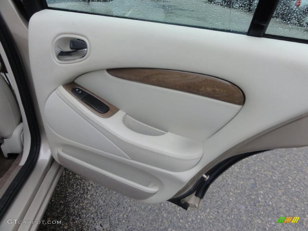 2000 Jaguar S-Type 4.0 Ivory Door Panel Photo #49440985