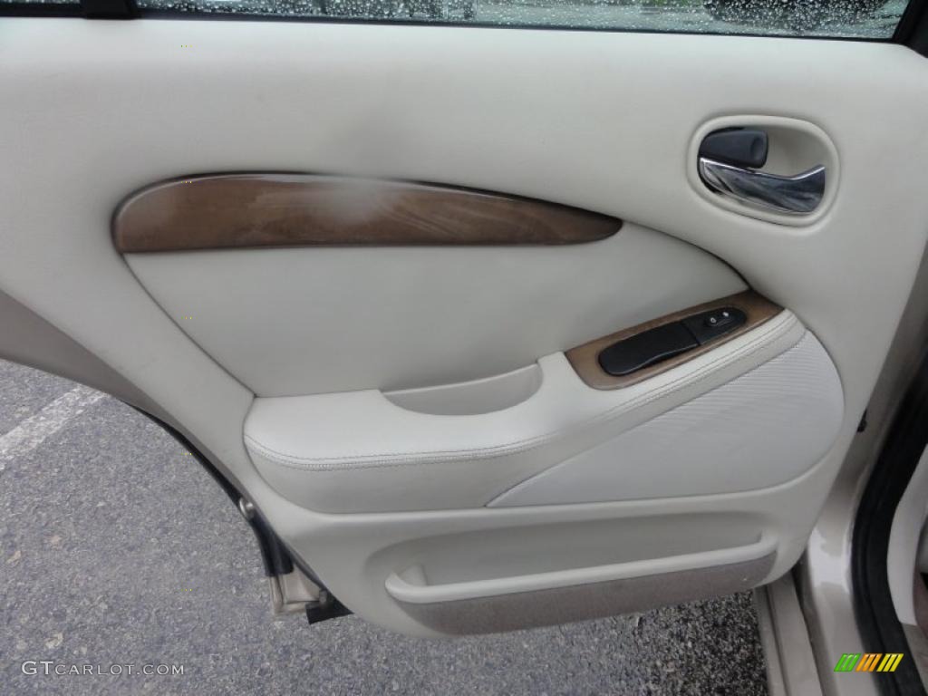 2000 Jaguar S-Type 4.0 Ivory Door Panel Photo #49441018