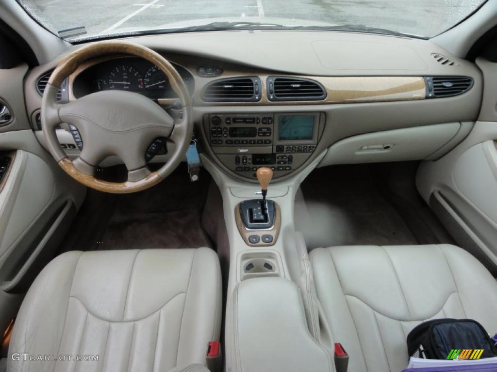 2000 Jaguar S-Type 4.0 Ivory Dashboard Photo #49441078