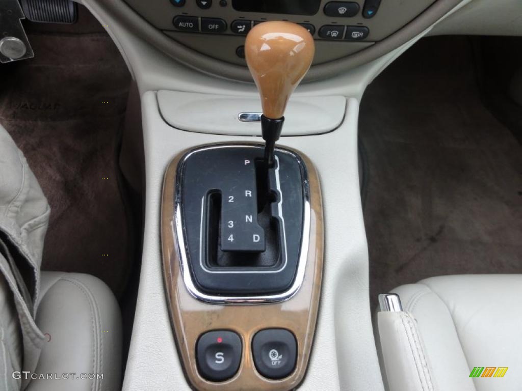 2000 Jaguar S-Type 4.0 5 Speed Automatic Transmission Photo #49441312