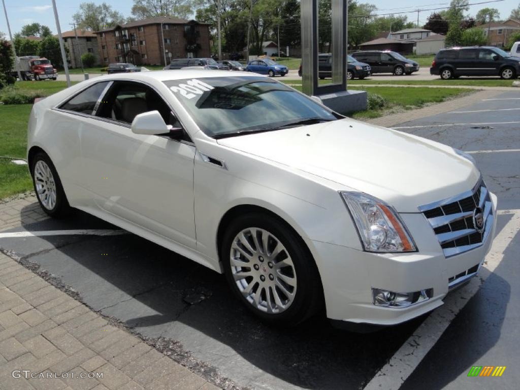 White Diamond Tricoat 2011 Cadillac CTS Coupe Exterior Photo #49441324