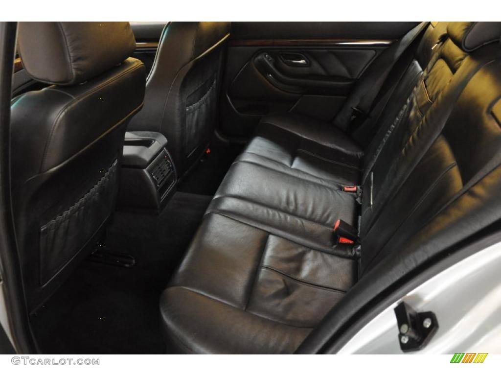 Black Interior 2002 BMW 5 Series 540i Sedan Photo #49441492