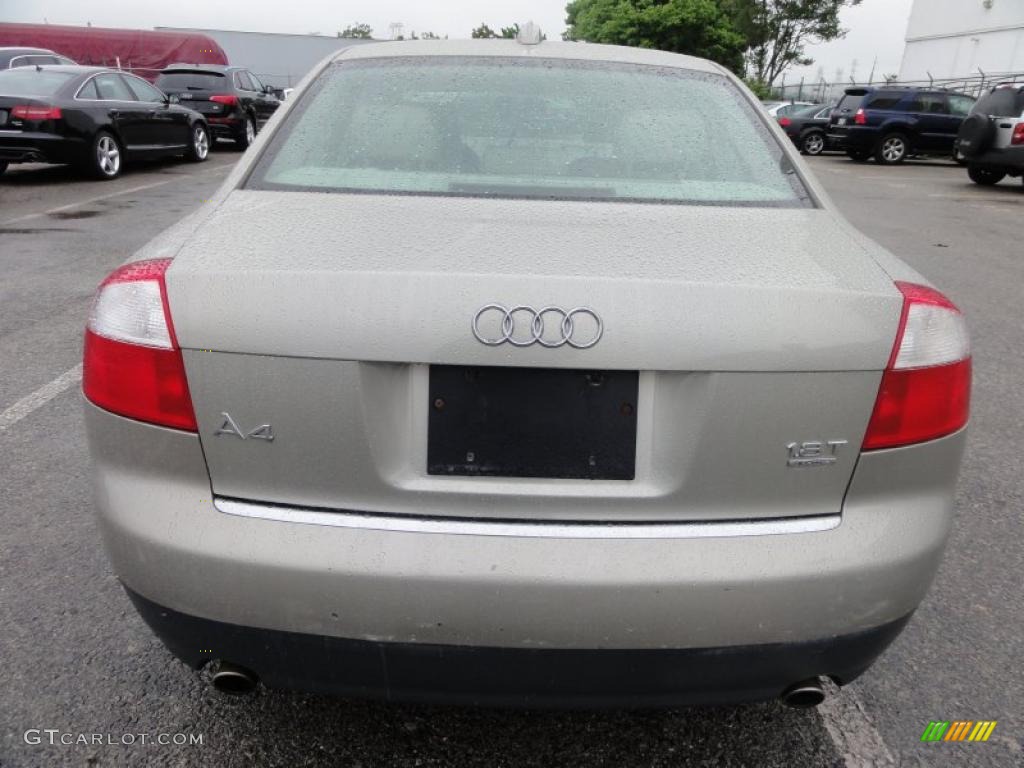 2004 A4 1.8T quattro Sedan - Champagne Metallic / Beige photo #9