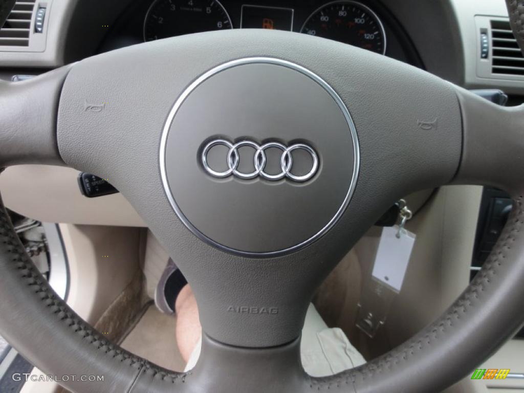 2004 A4 1.8T quattro Sedan - Champagne Metallic / Beige photo #49