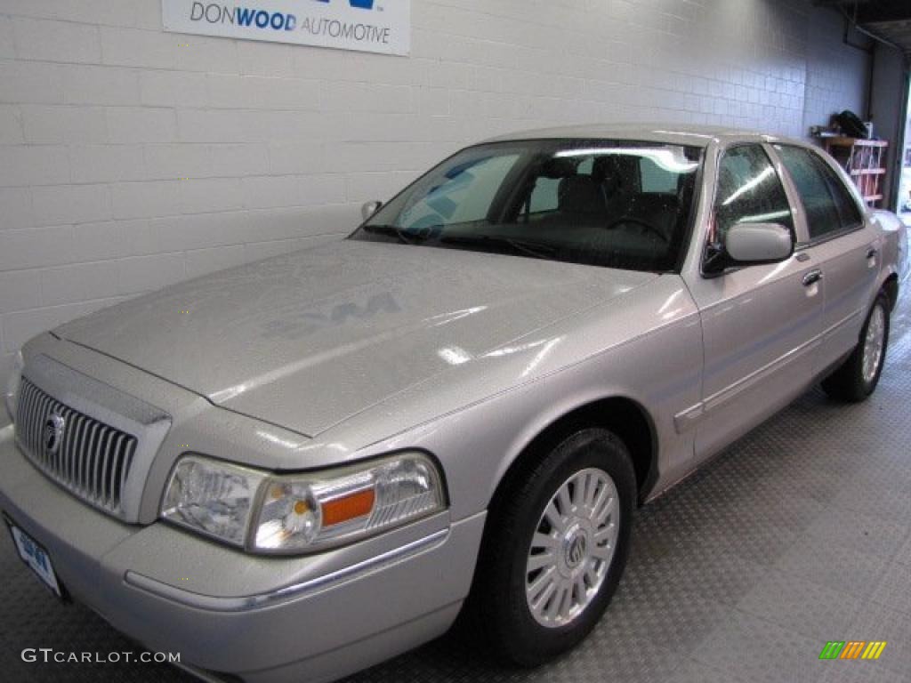 2006 Grand Marquis LS - Silver Birch Metallic / Medium Light Stone photo #2