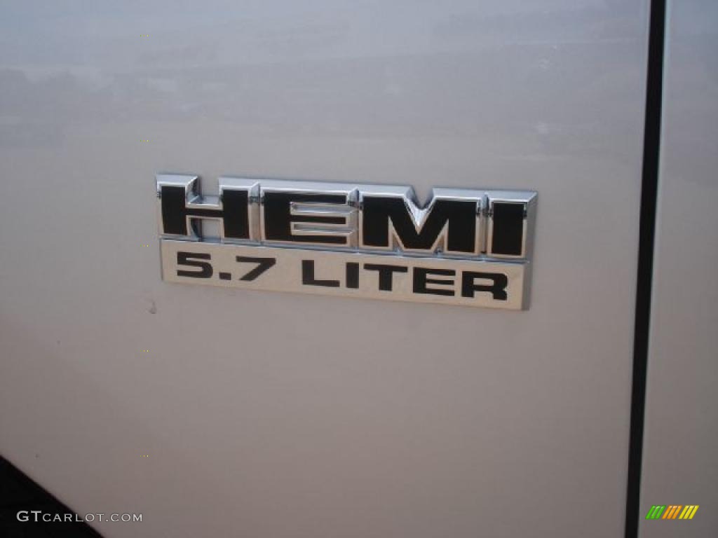 2011 Ram 1500 Big Horn Quad Cab - Bright Silver Metallic / Dark Slate Gray/Medium Graystone photo #18