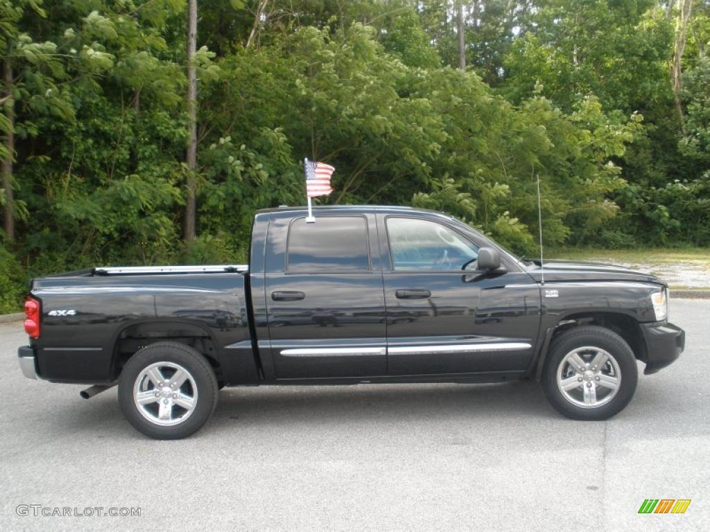 Brilliant Black Crystal Pearl 2010 Dodge Dakota Laramie Crew Cab 4x4 Exterior Photo #49451305