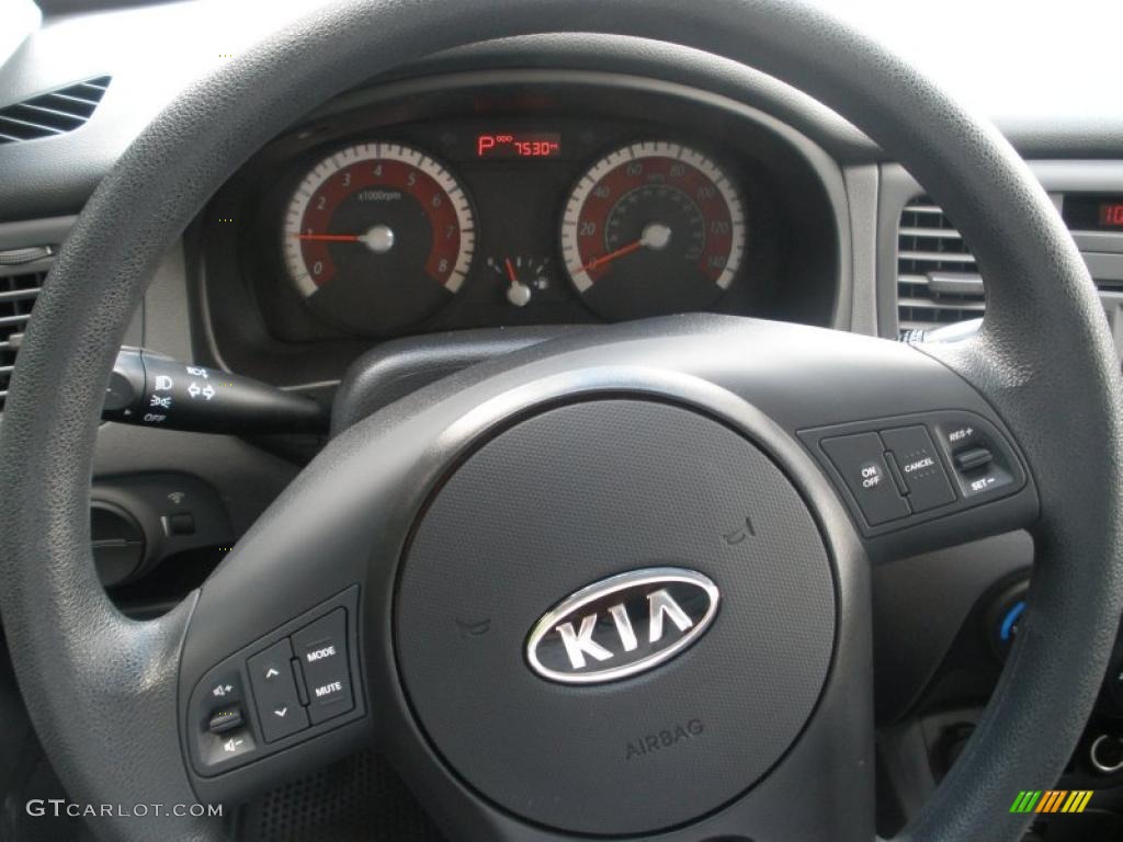 2010 Rio LX Sedan - Tropical Red / Gray photo #22