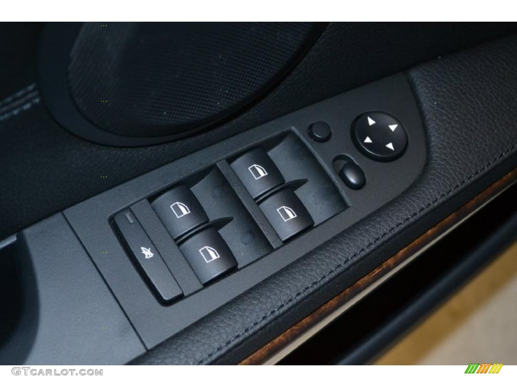 2008 3 Series 328i Sedan - Jet Black / Black photo #23