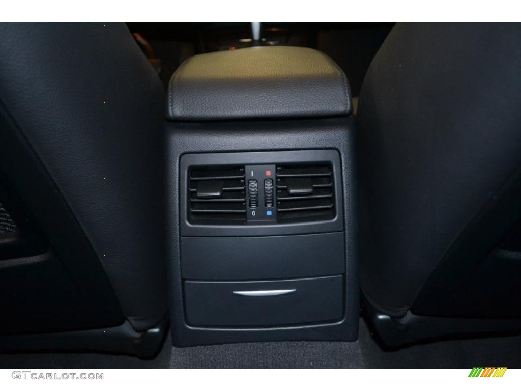 2008 3 Series 328i Sedan - Jet Black / Black photo #29