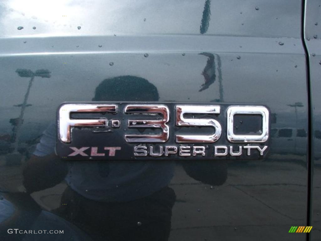 2004 F350 Super Duty XLT Crew Cab 4x4 - Dark Green Satin / Medium Flint photo #7