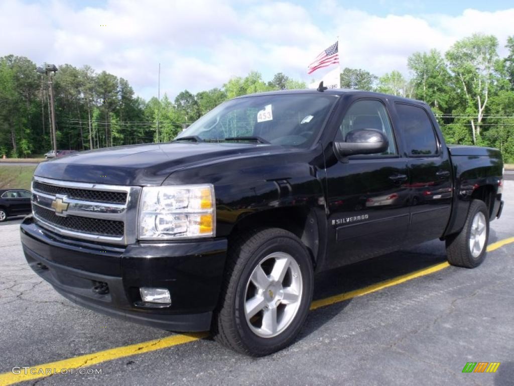 2008 Silverado 1500 LTZ Crew Cab - Black / Ebony photo #3