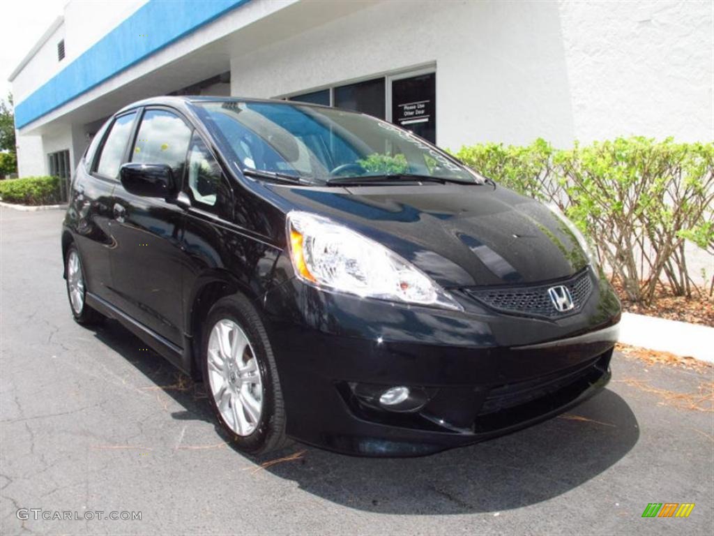 Crystal Black Pearl Honda Fit