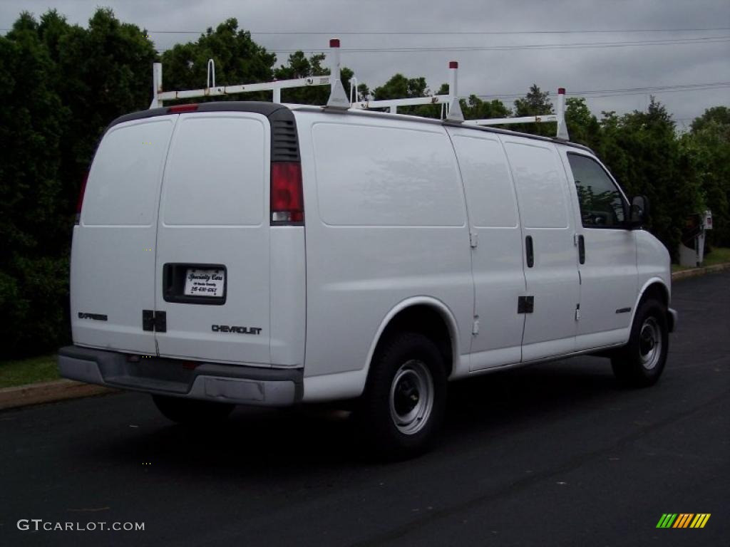 2002 Express 3500 Commercial Van - Summit White / Neutral photo #14